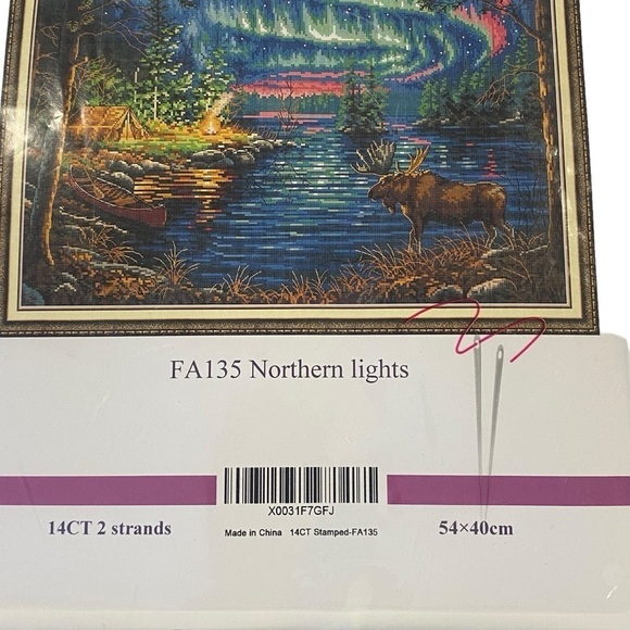 JOY SUNDAY  14 count stamped counted cross stitch kit FA135  Northern Lights - Picture 4 of 7